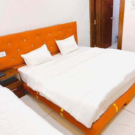 Hotel Shree Kedar Palace Ujjain Extérieur photo